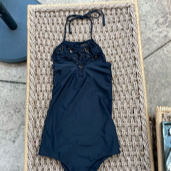 Mikoh Moorea One Piece | Color Black - Picture 4 of 10